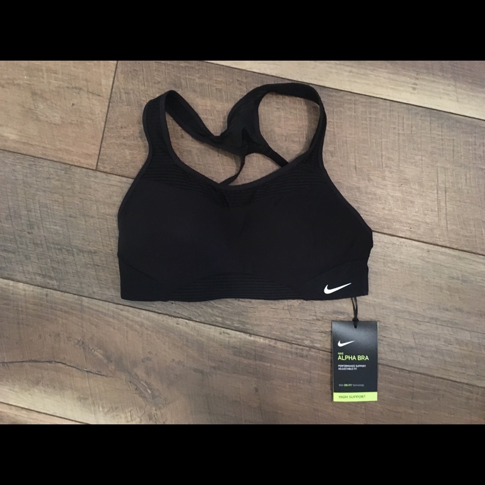 NWT Nike High Support Alpha Bra Size XS